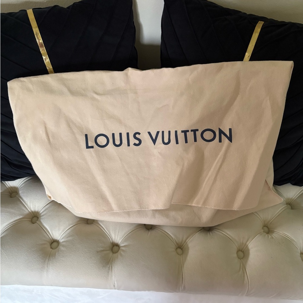 Louis Vuitton Neverfull MM